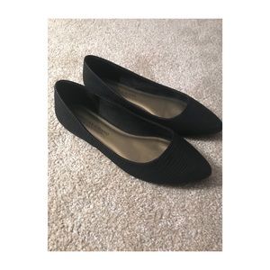 ▪️Christian Siriano Black Pointed Flats▪️